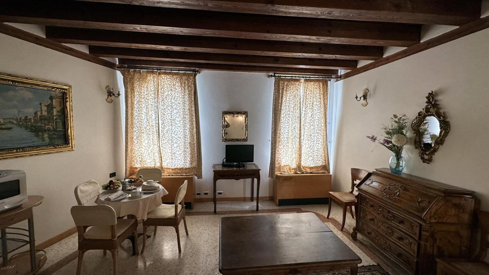 San Simeon Apartments Венеция Екстериор снимка