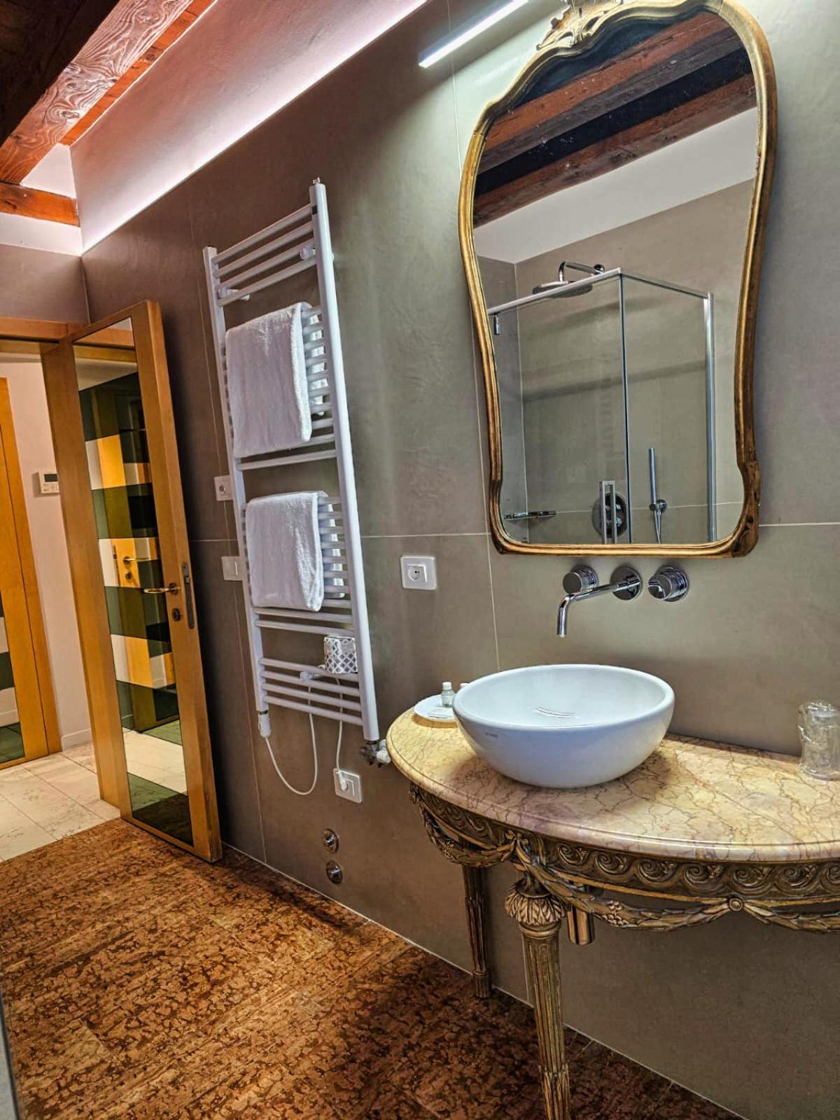 San Simeon Apartments Венеция Екстериор снимка