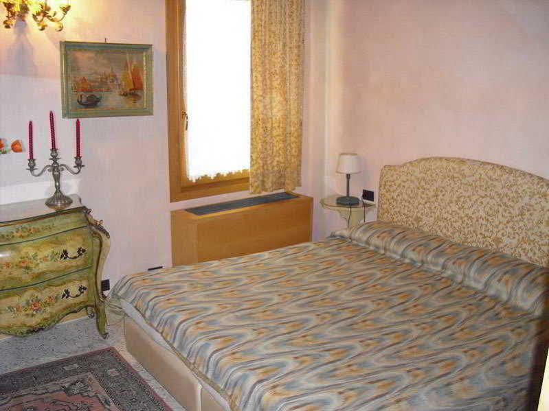 San Simeon Apartments Венеция Екстериор снимка